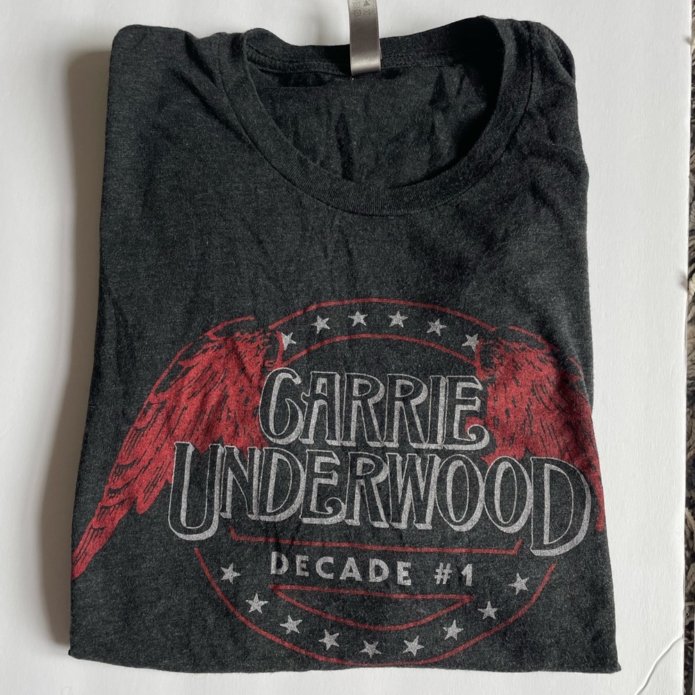Carrie Underwood tee